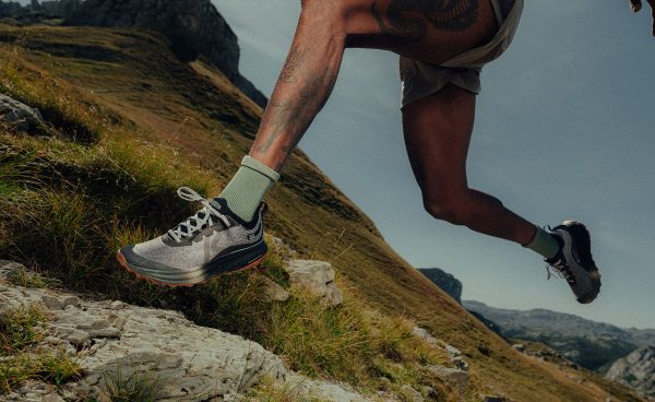 Men's Seek Trail Running Shoe | Black/Magnet