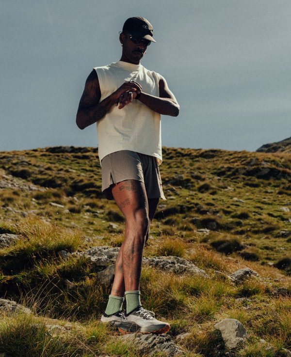 Men's Seek Trail Running Shoe | Black/Magnet